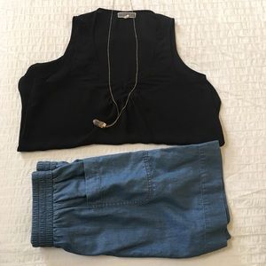 Pleione Black Sleeveless Top - XS